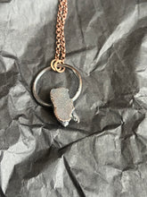 Load image into Gallery viewer, Tooth necklace
