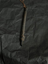 Load image into Gallery viewer, Aura quartz Wand crystal necklace
