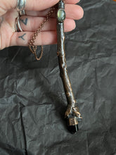 Load image into Gallery viewer, Onyx and labradorite Wand crystal necklace
