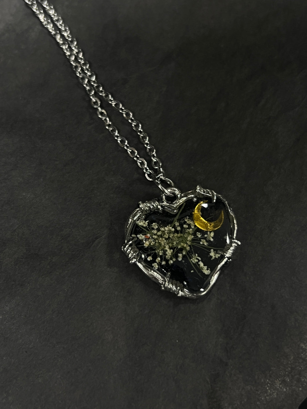 Heart barbed wire ornate flower necklace