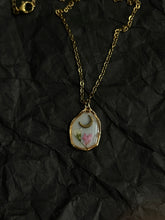 Load image into Gallery viewer, Moon and flower necklace
