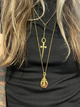 Load image into Gallery viewer, Claw necklace
