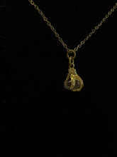Load image into Gallery viewer, Claw necklace
