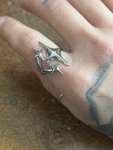 Load image into Gallery viewer, Adjustable Star ring
