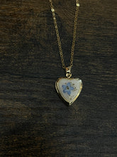 Load image into Gallery viewer, Forget me not Floral locket necklace
