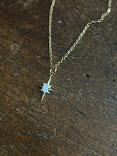 Load image into Gallery viewer, Star necklace
