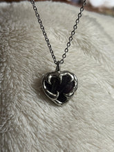 Load image into Gallery viewer, Amethyst heart necklace
