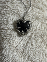 Load image into Gallery viewer, Onyx heart necklace
