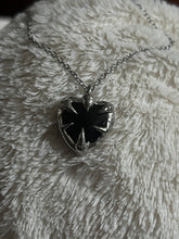 Load image into Gallery viewer, Onyx heart necklace
