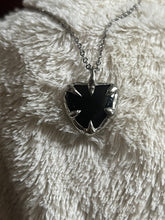 Load image into Gallery viewer, Onyx heart necklace
