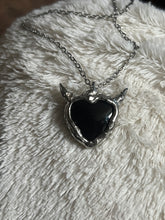 Load image into Gallery viewer, Onyx heart necklace
