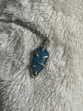 Load image into Gallery viewer, Blue stone necklace
