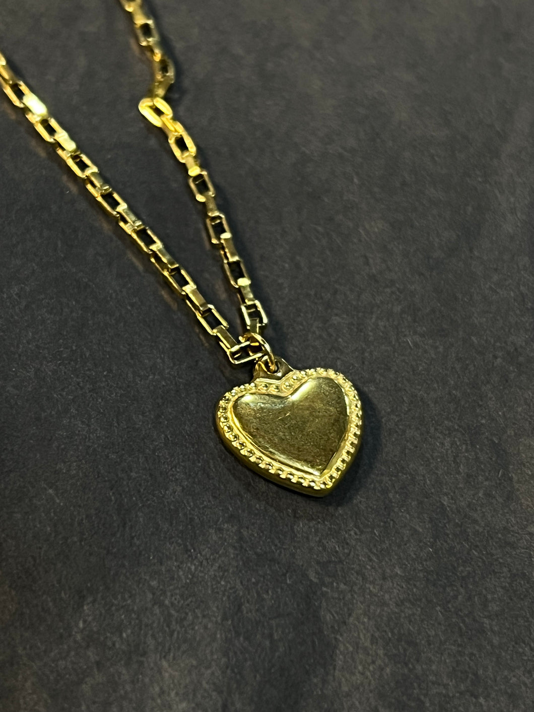 Puffy heart necklace