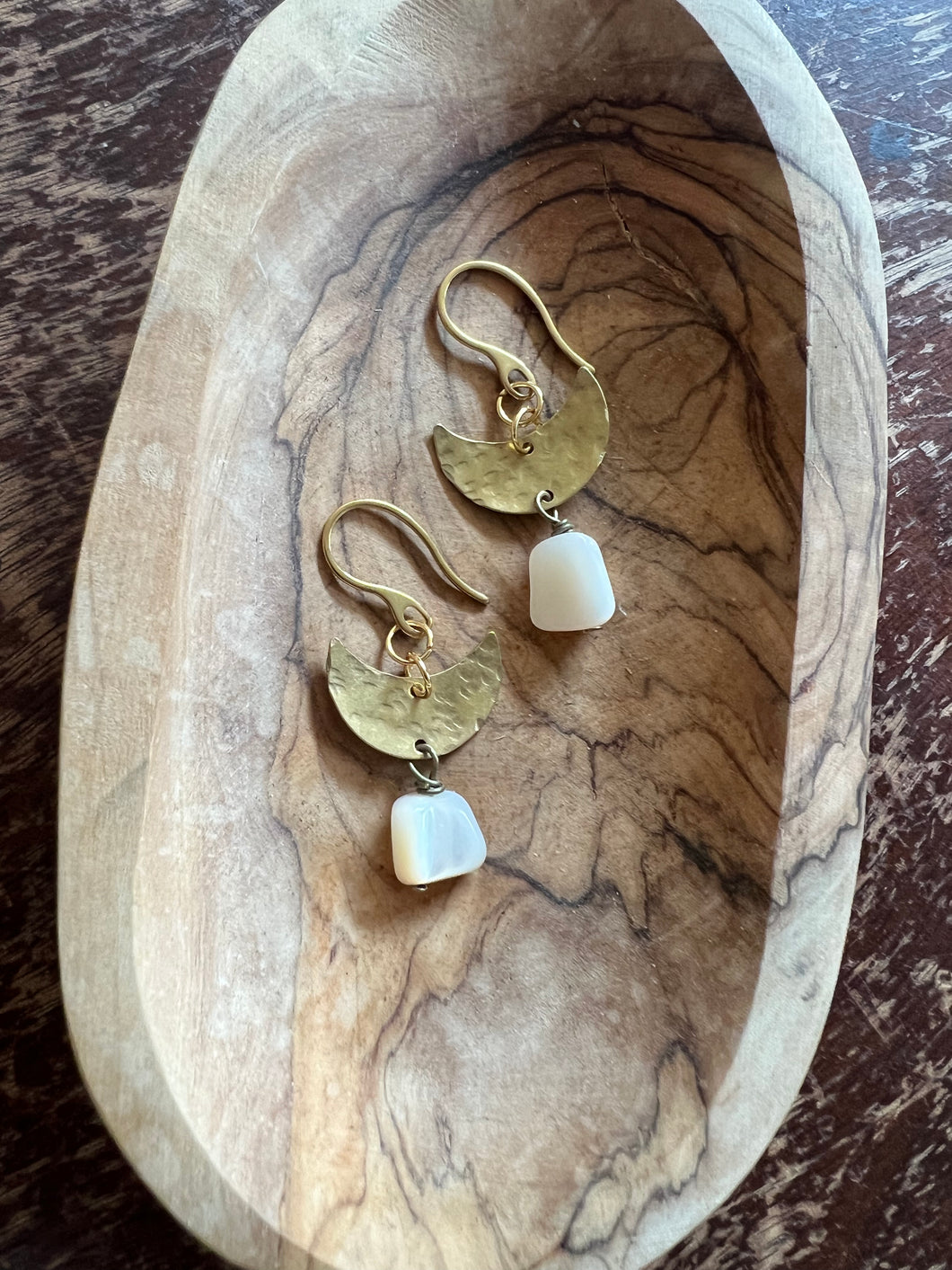 Moon and shell earrings