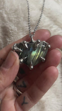 Load and play video in Gallery viewer, Labradorite claw necklace

