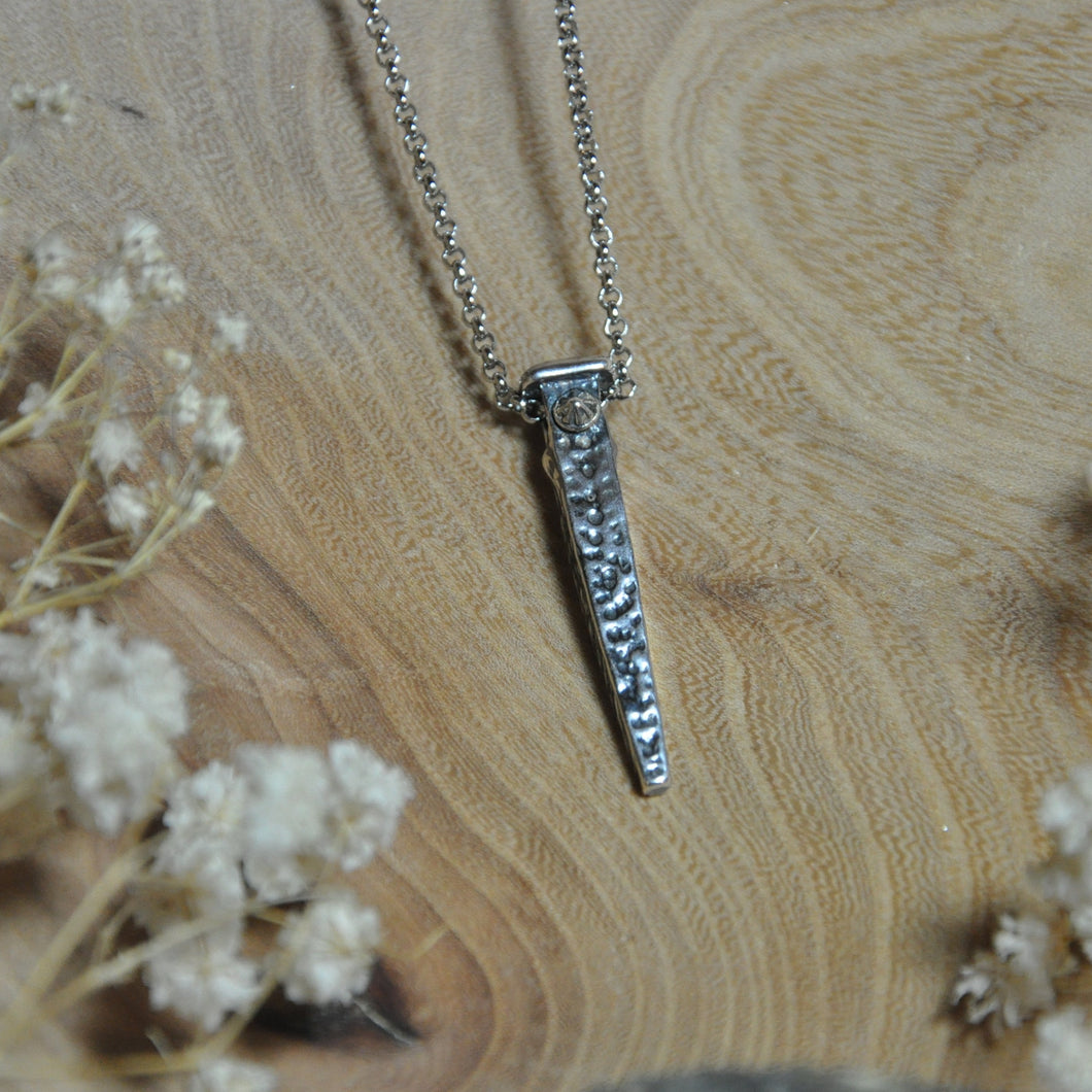 spike necklace