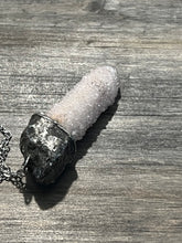 Load image into Gallery viewer, Large spirit quartz necklace
