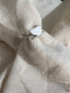 Simple silver ring sz 6.5