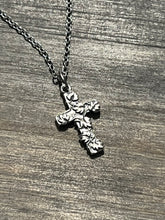 Load image into Gallery viewer, Sterling silver cross necklace
