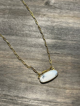 Load image into Gallery viewer, Dendritic oval necklace
