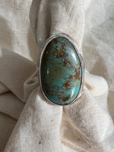 Load image into Gallery viewer, Turquoise ring sz 5
